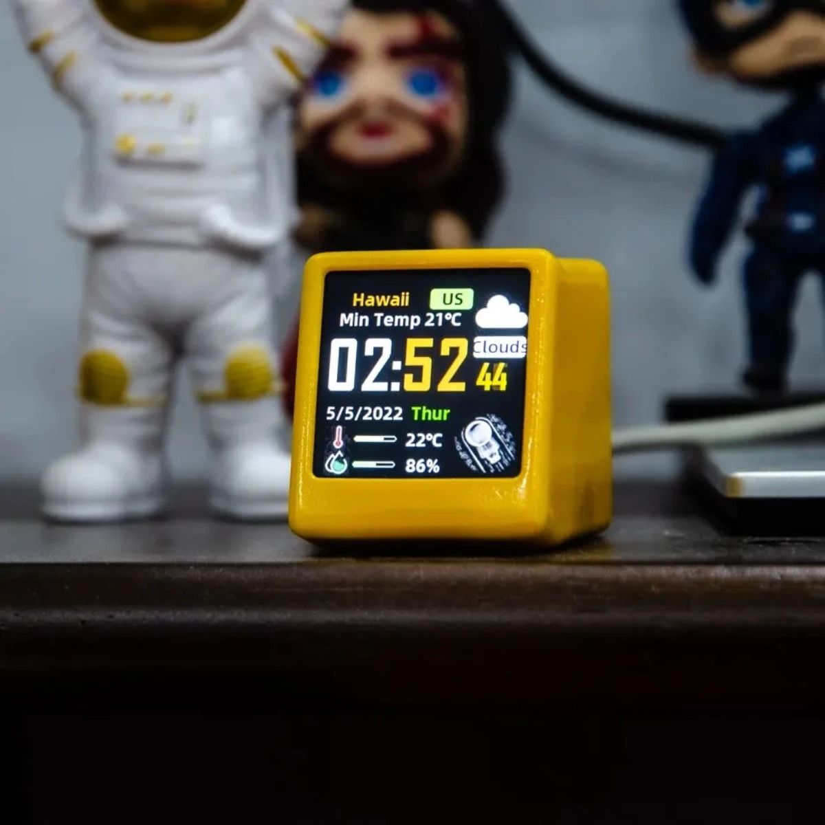 Cool Office Tech Gadgets - Reloj Digital Meteorológico de Escritorio WiFi