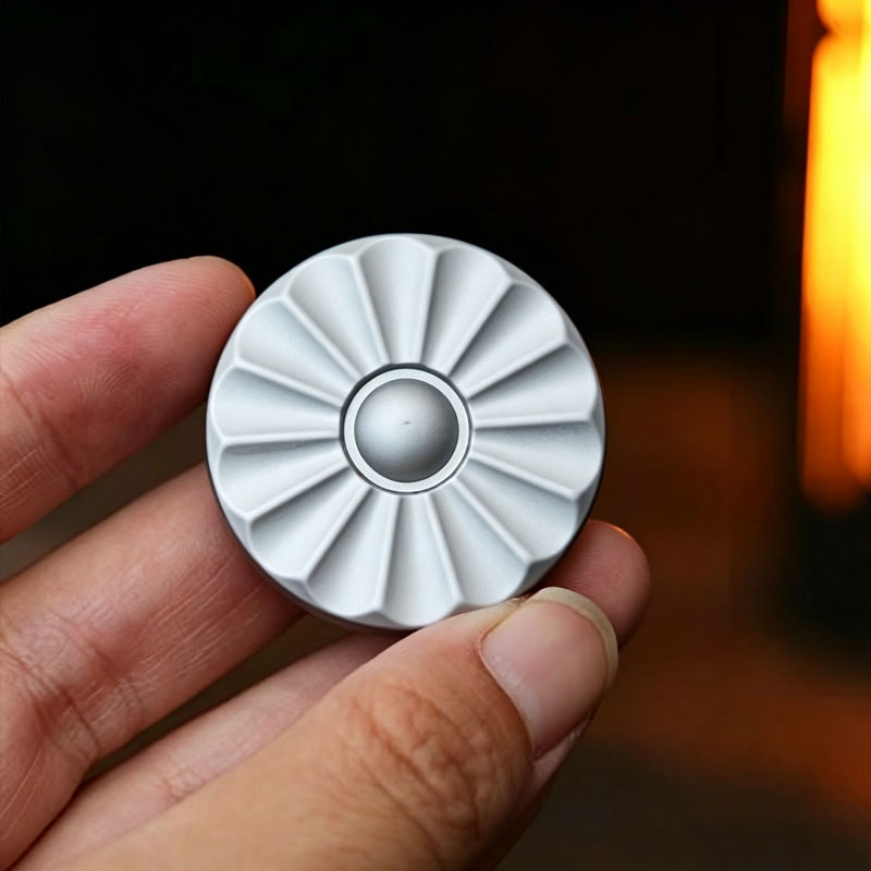 Petal Magnetic Haptic Coin Fid - Cool Office Tech Gadgets reseña y precio